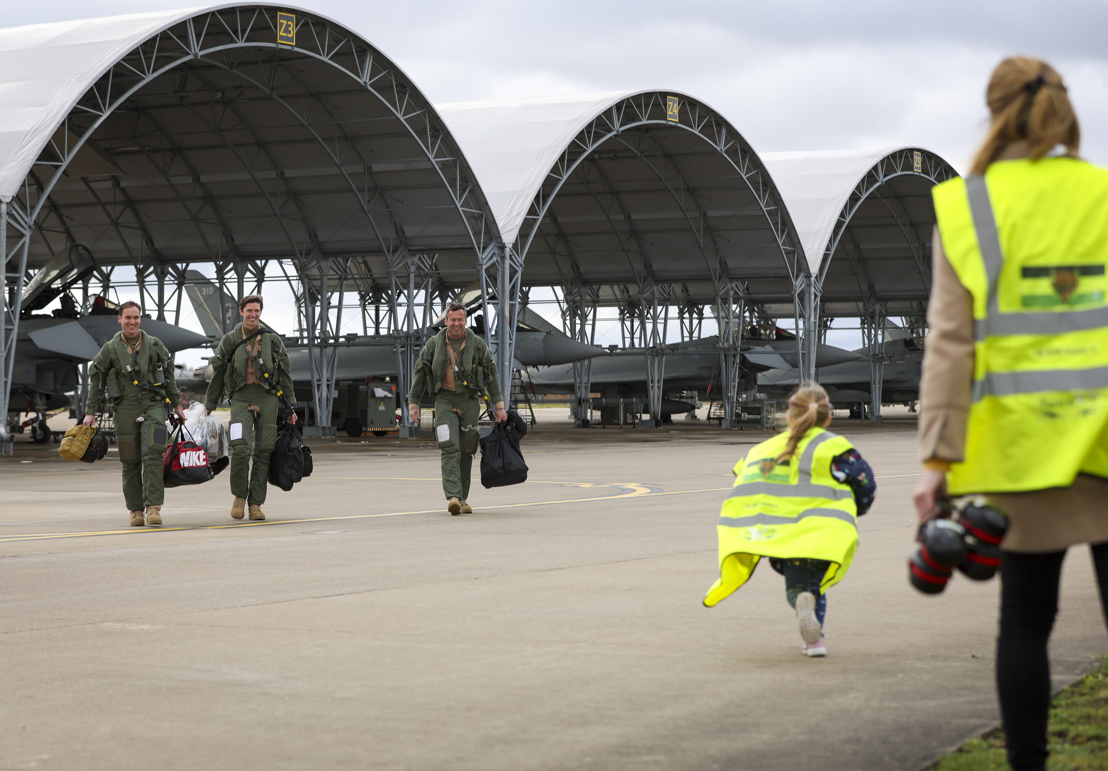 Families have been able to reunite this week as 12 Squadron arrives home from deployment.